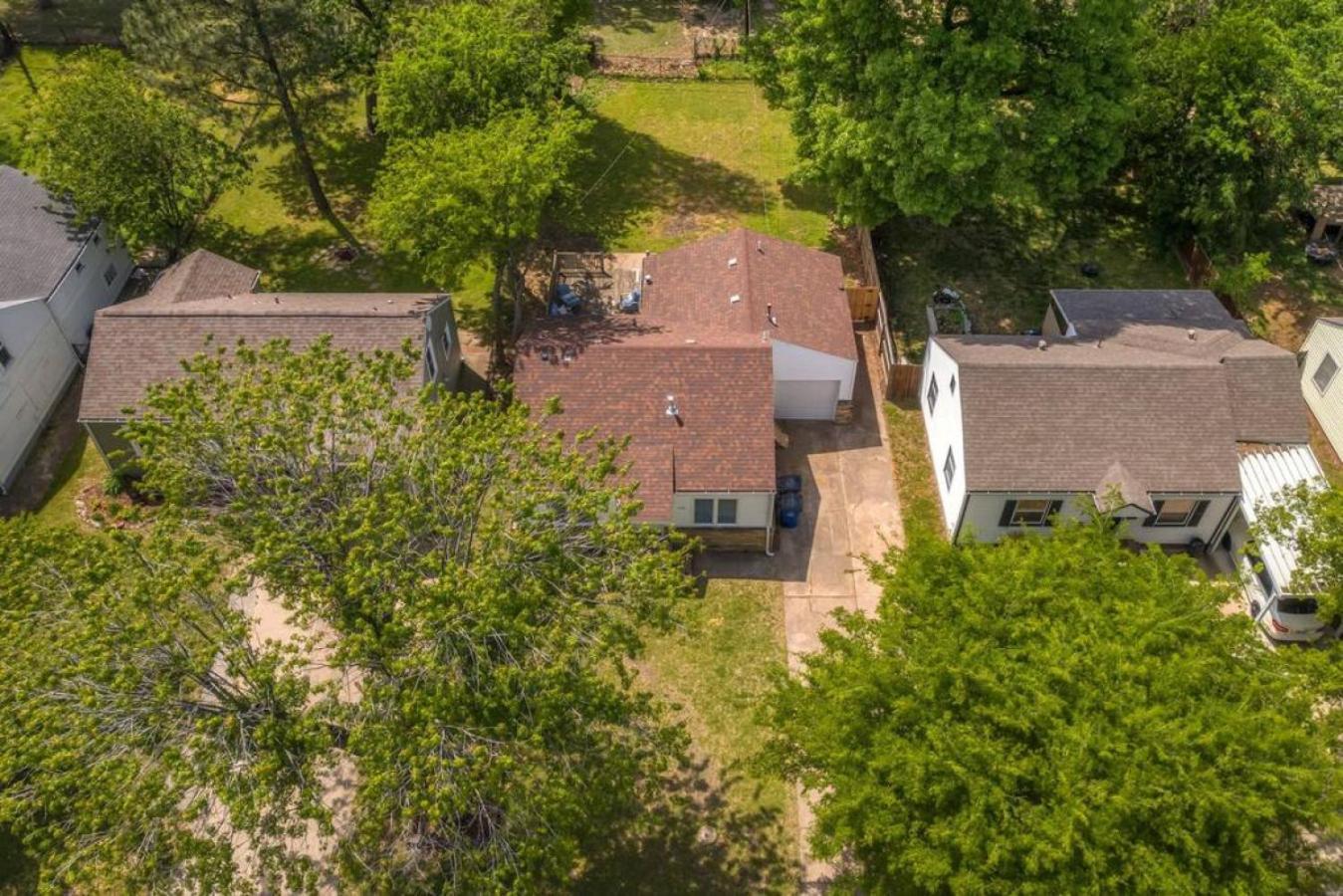 Villa Trendy In Tulsa Exterior foto